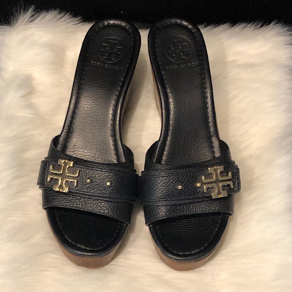 Size 9.5 Tory Burch black leather wedges